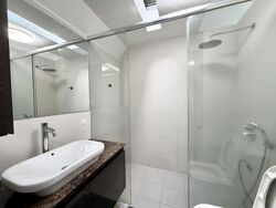 Yuk Tong Avenue (D21), Terrace #589328041